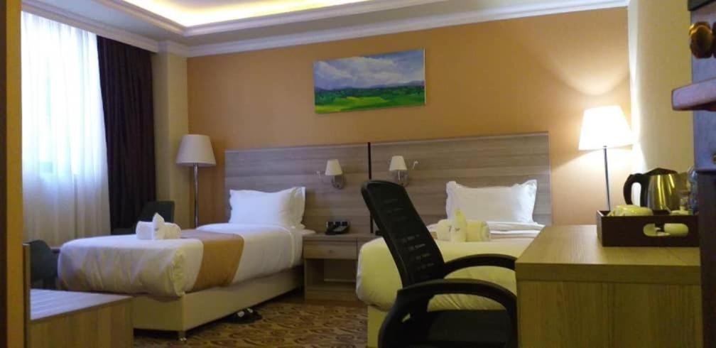 Holiday Hotel Addis Ababa Exterior foto