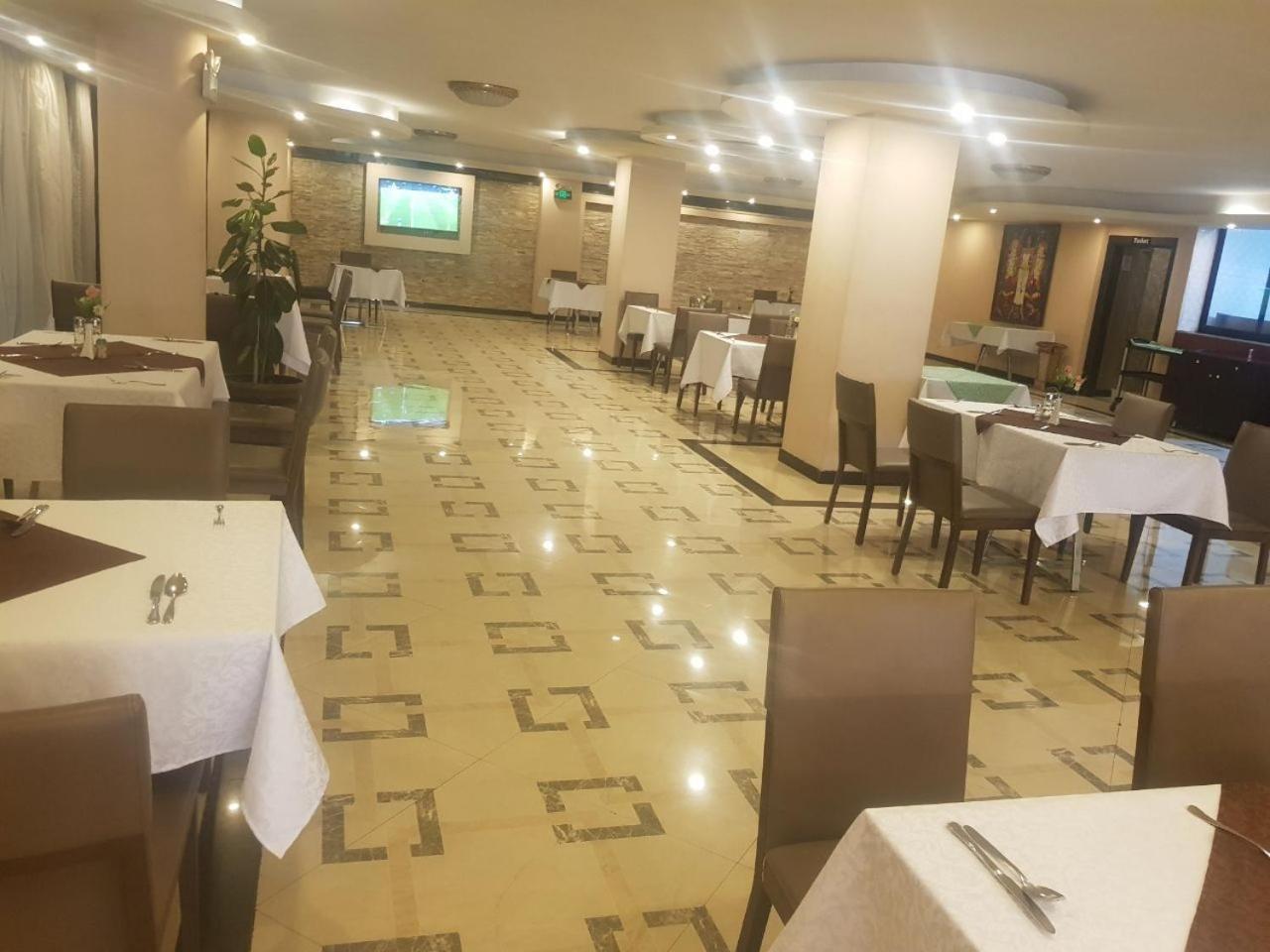 Holiday Hotel Addis Ababa Exterior foto